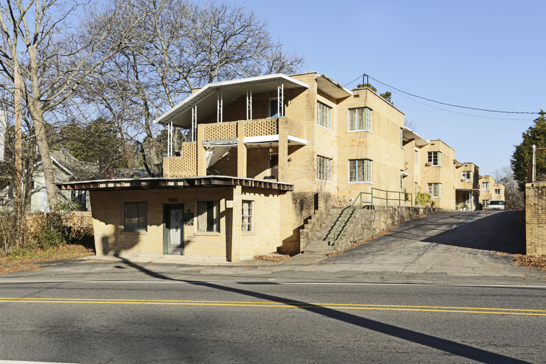 1007 Park Ave in Hot Springs National Park, AR - Building Photo