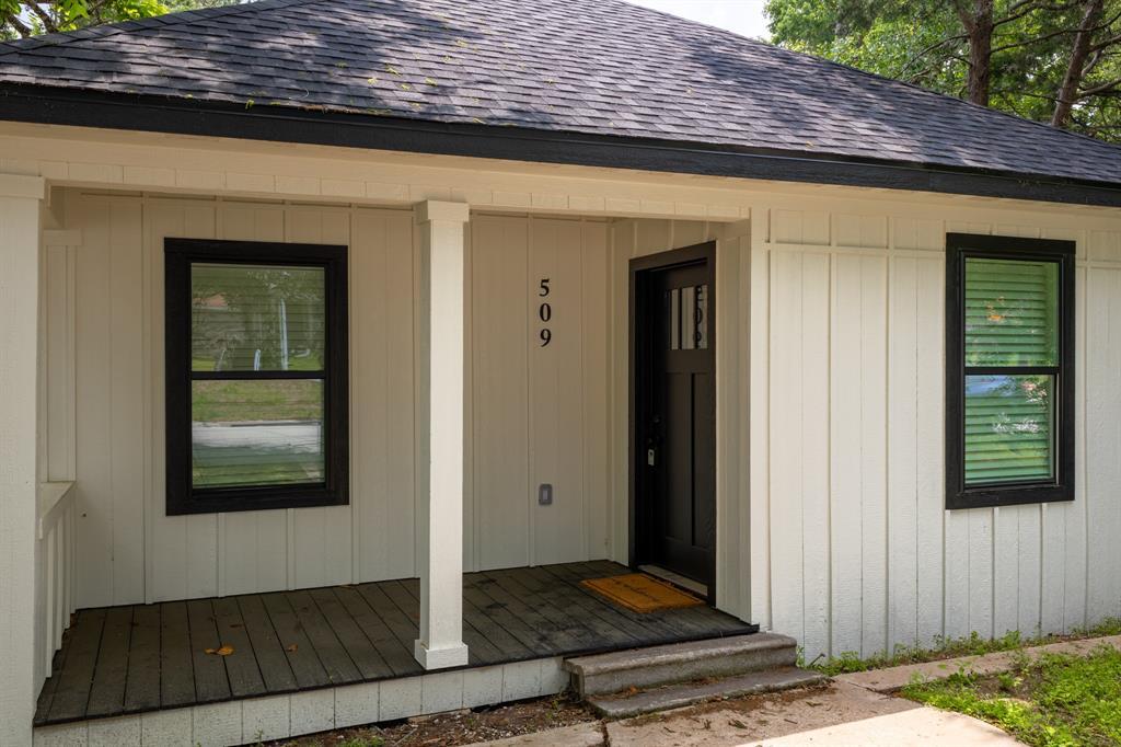 509 W 6th St in Brenham, TX - Building Photo
