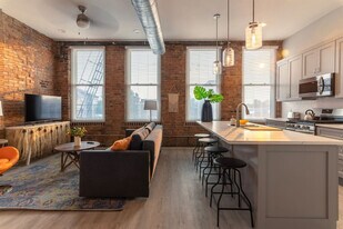 1906 Elm St in Cincinnati, OH - Building Photo