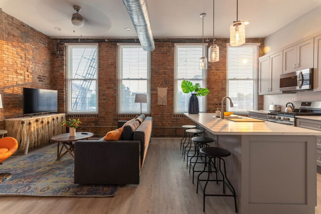 property at 1906 Elm St
