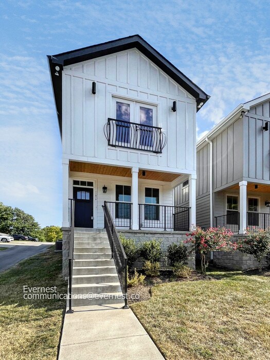 property at 1107 Walsh St