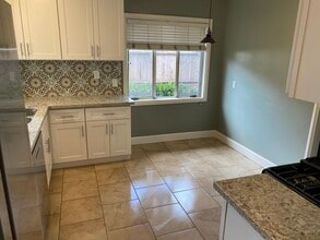 1223 Oliver Ave in San Diego, CA - Building Photo - Building Photo