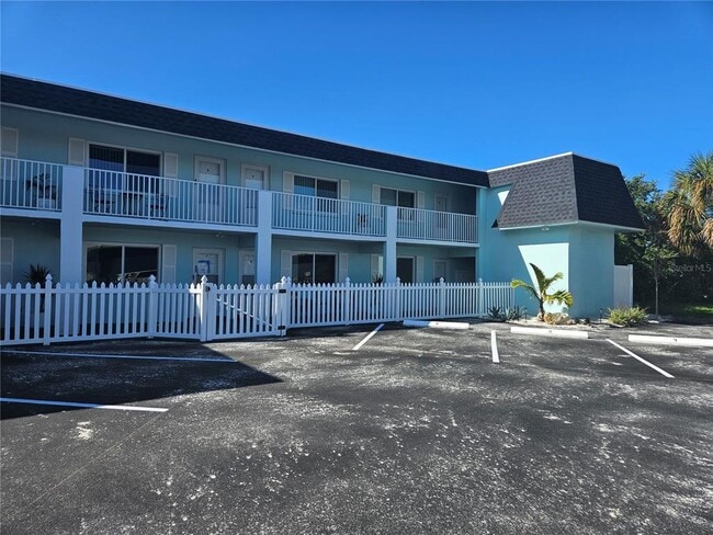 350 73rd Ave in St Pete Beach, FL - Building Photo - Building Photo