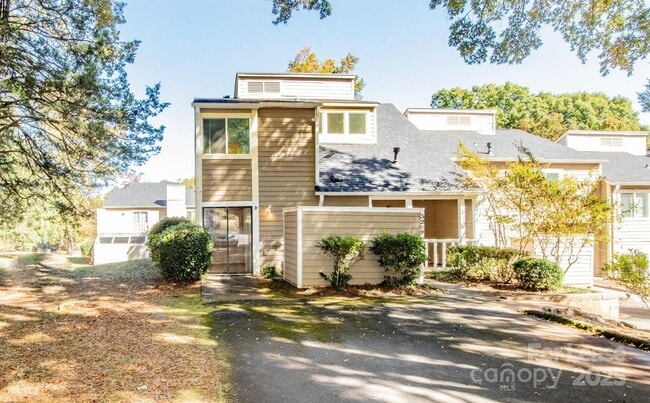3209 Windbluff Dr in Charlotte, NC - Building Photo - Building Photo
