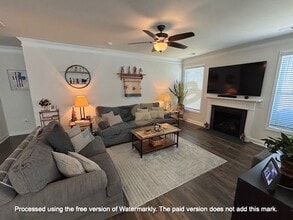 234 Fox Cove Rd in Hendersonville, NC - Building Photo - Building Photo