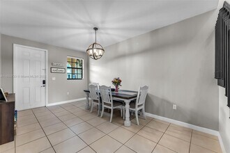 3763 SE 2nd St in Homestead, FL - Building Photo - Building Photo