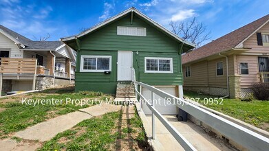 5115 Woodland Ave in Kansas City, MO - Building Photo - Building Photo