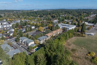 Glendale Estates in Bellevue, WA - Building Photo - Building Photo