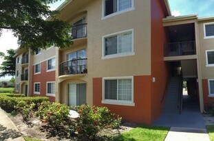 4155 N Haverhill Rd in West Palm Beach, FL - Building Photo