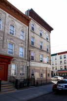 139 Irving Ave in Brooklyn, NY - Building Photo - Building Photo