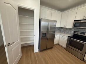 7726 E Baseline Rd in Mesa, AZ - Foto de edificio - Building Photo