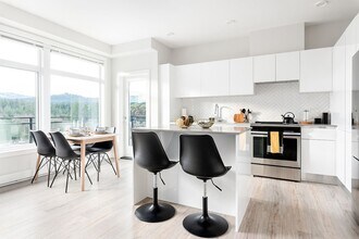 North Point Apartments in Nanaimo, BC - Building Photo - Building Photo