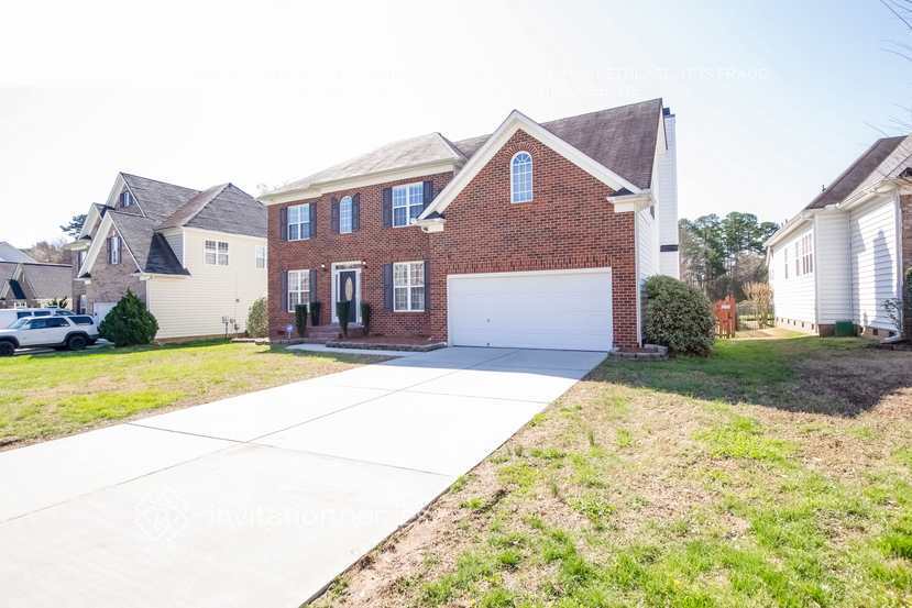 2013 Copperplate Rd in Charlotte, NC - Building Photo