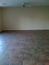 13008 W Lisbon Ln in El Mirage, AZ - Building Photo - Building Photo