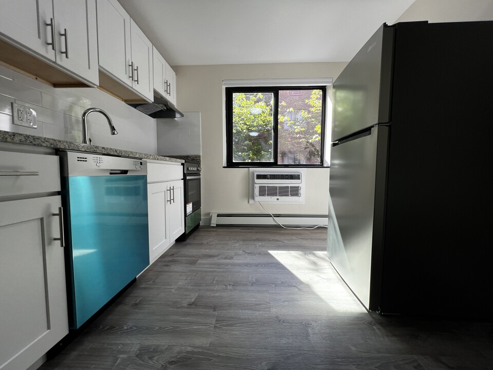 5 Chester St, Unit 24 in Cambridge, MA - Building Photo