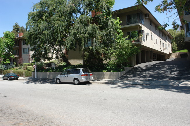 1615 Amberwood Dr in South Pasadena, CA - Building Photo - Building Photo