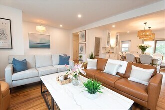 29 Fenner Ave in Newport, RI - Building Photo - Building Photo