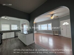 1535 E Florida St in Long Beach, CA - Building Photo - Building Photo