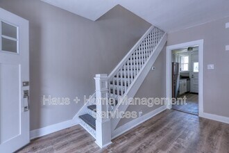 66 Dewey St in Etna, PA - Building Photo - Building Photo