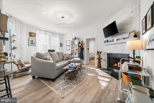 property at 1731 T St NW