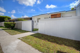 1802 NW 1st Ave in Miami, FL - Building Photo - Building Photo