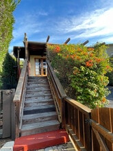 126 Santa Ynez St in Santa Barbara, CA - Building Photo - Building Photo