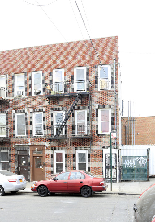 541 Coster St in Bronx, NY - Building Photo