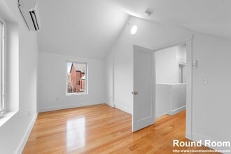 140 Prospect St, Unit 1 in Cambridge, MA - Foto de edificio - Building Photo