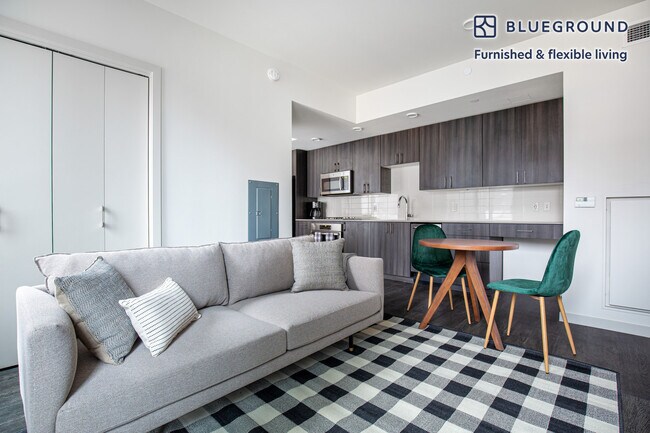 2015 2nd Ave in Seattle, WA - Building Photo - Building Photo