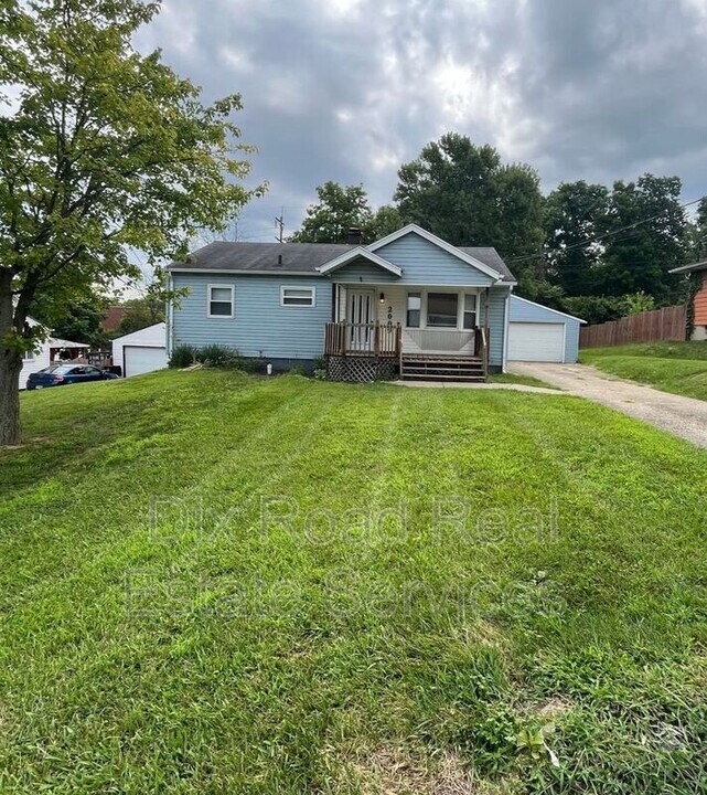2009 Brell Dr in Middletown, OH - Building Photo