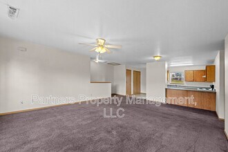 858 S Curtis Ave in Fayetteville, AR - Building Photo - Building Photo