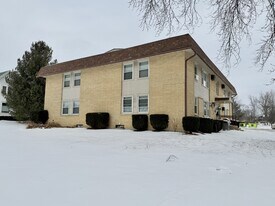 236 Walworth St in Sharon, WI - Building Photo