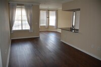 7575 Kirby Dr photo'