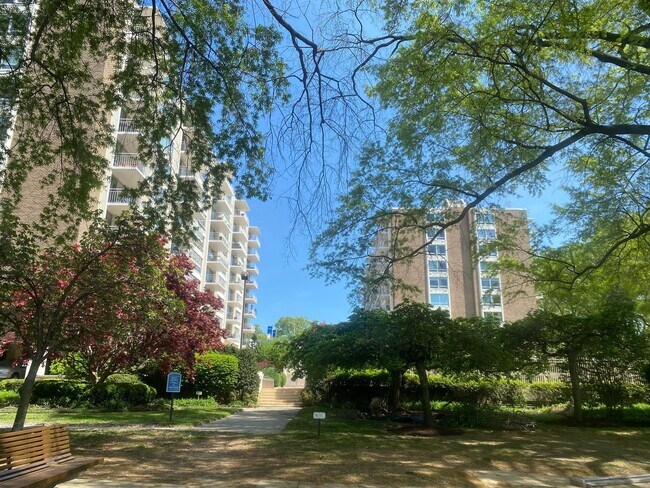 property at 1435 4th St SW