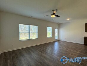 6124 Taramore Ln NW in Huntsville, AL - Building Photo - Building Photo