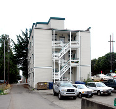 Stoneway Apartments in Seattle, WA - Building Photo - Building Photo