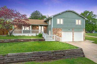 337 N Lark Ln in Wichita, KS - Building Photo