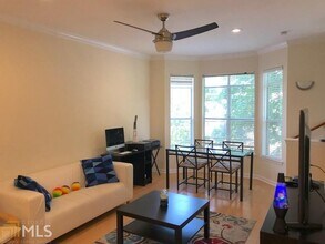 375 Highland Ave NE-Unit -902 in Atlanta, GA - Building Photo - Building Photo