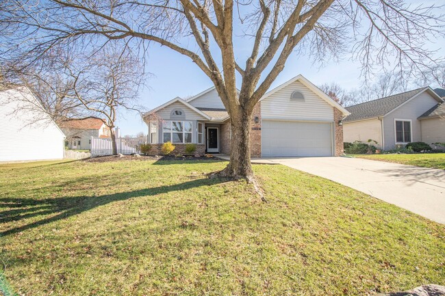 property at 1721 Sandpiper Ct S