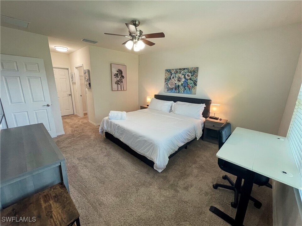 604 SW 26th St in Cape Coral, FL - Building Photo