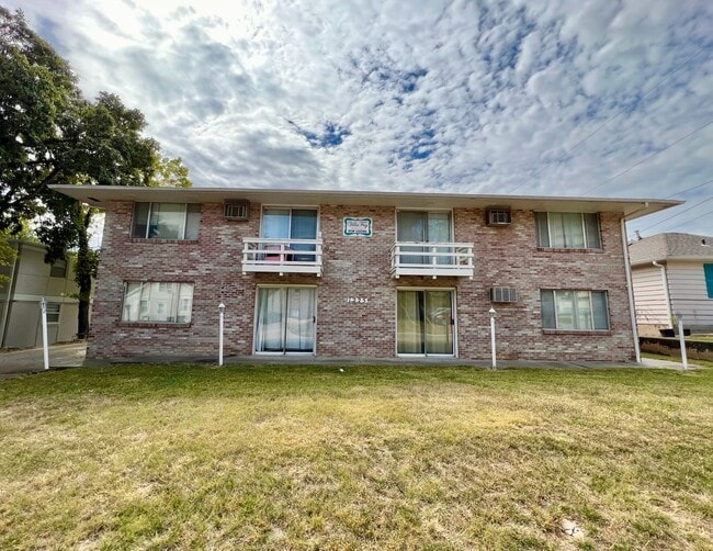 property at 1225 Claflin Rd