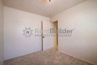 13157 Neon Ave NE in Albuquerque, NM - Building Photo - Building Photo
