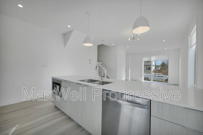 9011-9093 93 St NW in Edmonton, AB - Building Photo - Building Photo