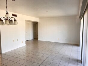 4031 Abbey Ct, Unit 4041 Abbey Court in Haines City, FL - Foto de edificio - Building Photo