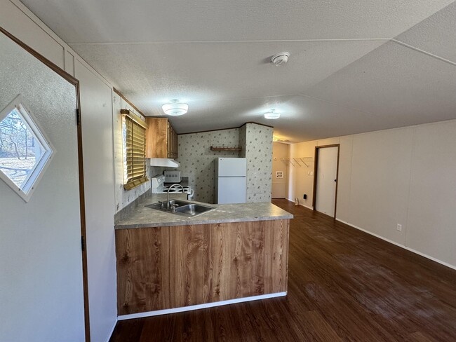 property at 2301 County Rd
