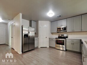 21002 Twining Rose Ln in Tomball, TX - Building Photo - Building Photo