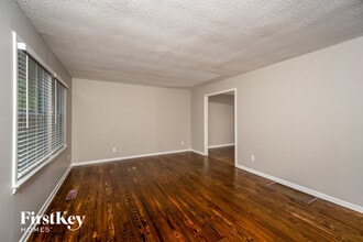 2600 Carmel Rd in Birmingham, AL - Building Photo - Building Photo