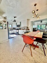 722 SW 10th St in Hallandale Beach, FL - Building Photo - Building Photo