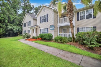 50 Pebble Beach Cove in Bluffton, SC - Building Photo - Building Photo