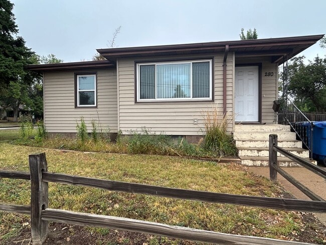 280 9th St W in Dickinson, ND - Building Photo - Building Photo